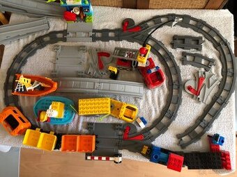 Lego duplo vlaky, nakladne auta, lode