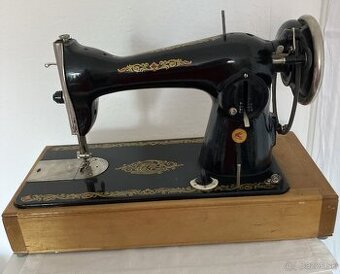 Starožitný mechanický šijací stroj(ručný pohon/