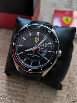 Hodinky Ferrari