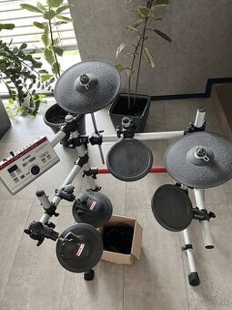Predám Elektronické bicie Yamaha DTXpress IV
