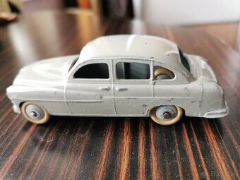 Dinky toys Ford Vedette