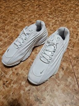 Nike NOCTA hot step 2