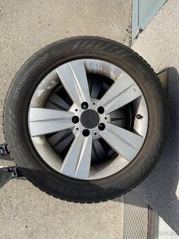 Predám Zimne komplety MB Viano 235/55/R17