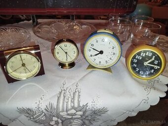 Staré budikove hodiny Rezervované - 1