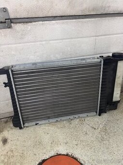 Chladič e36 316/318i vhodný aj na 6 válce