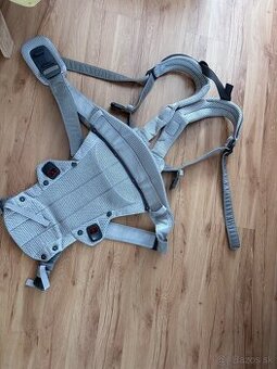 Nosič BabyBjörn One 3D Mesh - svetlo šedy