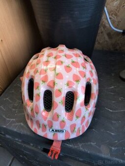 Detská dievčenská cyklistická prilba ABUS