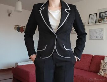 Nohavicový kostým CHANTALL v.42