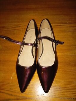 NOVE ledicky c.42
