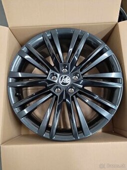 Alu R 19 originál ŠKODA + TPMS + letné pneu.