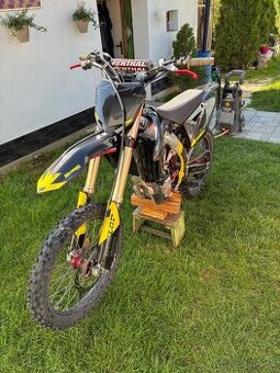Suzuki RMZ 450