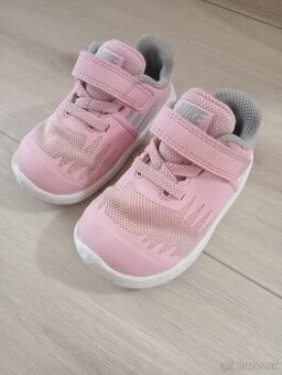 Nike tenisky 19,5