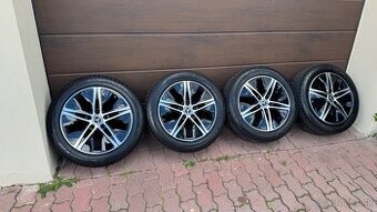 Mercedes Benz R17