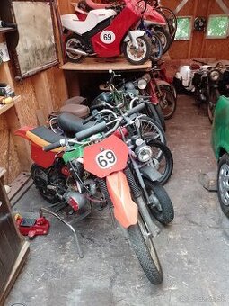 Rozpredám zbierku motoriek - 1