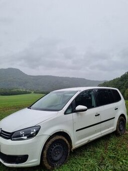 Rozpredam Touran 1.6 tdi