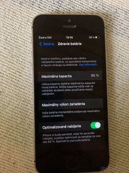 Predám plne funkčný IPhone SE 2016 (32 GB)