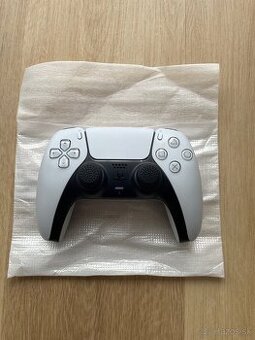 PS5 ovládač