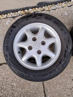 Elektrony na Mitsubishi.