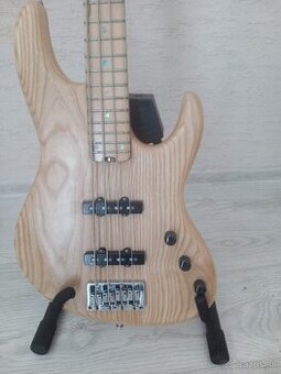 Basová gitara - GONDA bass