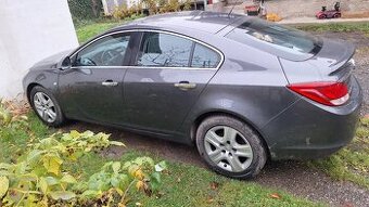 Opel Insignia 1.8