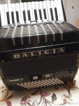 Predám akordeon Delicia