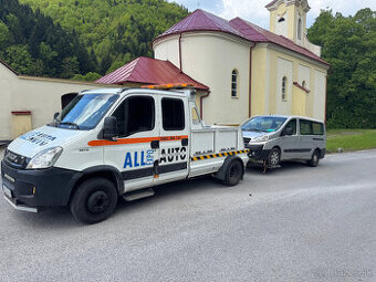 Odťahový špeciál Iveco Daily 65C18 - okuliare + Dolly  2011