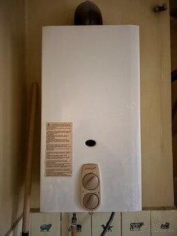 Plynový prietokový ohrievač