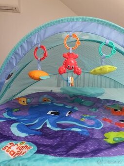 Hracia deka Bright Starts Explore&Go