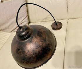 Predám bronzovú industriálnu lampu