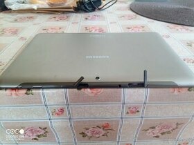 Predám funkčný tablet Samsung - 1