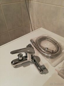 Vaňová vodovodná batéria + sprcha