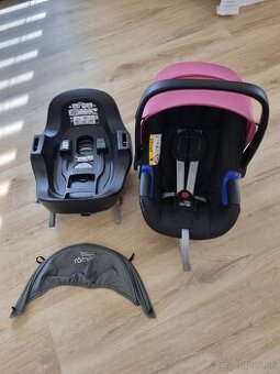 ISOFIX Britax Römer Baby Safe i-size vajíčko + základ - 1