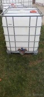Ibc kontajnerry1000 l