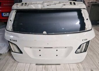 Zadné piaté dvere MERCEDES B  W246
