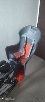 Detská sedačka na bicykel.