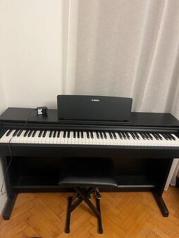 Klavír Yamaha