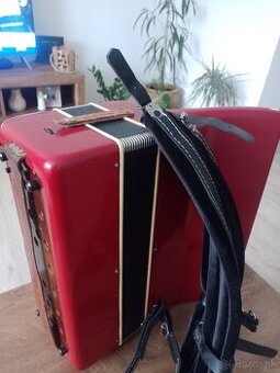 Harmonika Akordeon