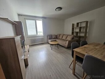 Na prenájom: 2-izbový byt v centre – Michalská ulica