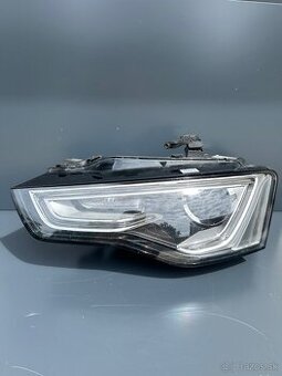 Audi A5 8T Facelift Ľavé predné svetlo
