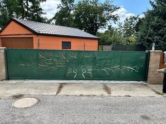Brány  , ploty a kovové konštrukcie – výroba a montáž