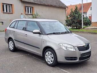 Škoda Fabia combi 1.6 16v 77kw,r.v.2010,po servise+STK