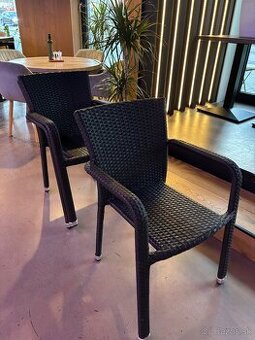 Predam exterierove stolicky 12ks