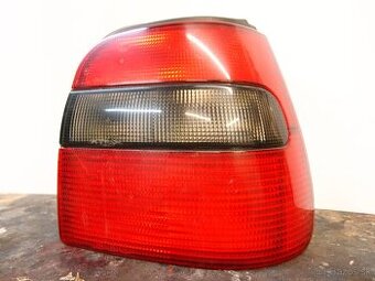 škoda felicia zadne svetlo pravé -original