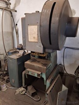 Výstředníkový lis SMERAL LEN 25 (8201)