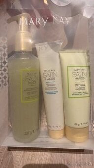 Saténové ruky Mary Kay