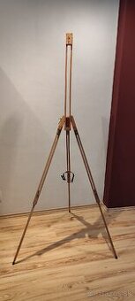 Nový drevený štúdiový maliarsky stojan TART – buk, typ Lýra