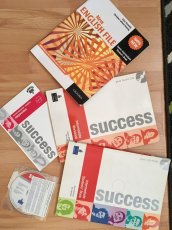 THE ENGLISH FILE | SUCCESS - Students' book + Workbook+ CD - 1