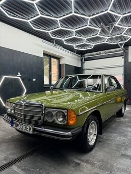 Mercedes W123 230E 1980