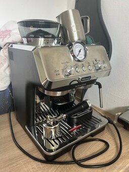 Pakovy kavovar DeLonghi La Specialista