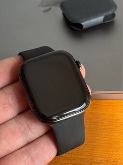 Apple Watch 10 42mm Jet Black - nové, rok záruka